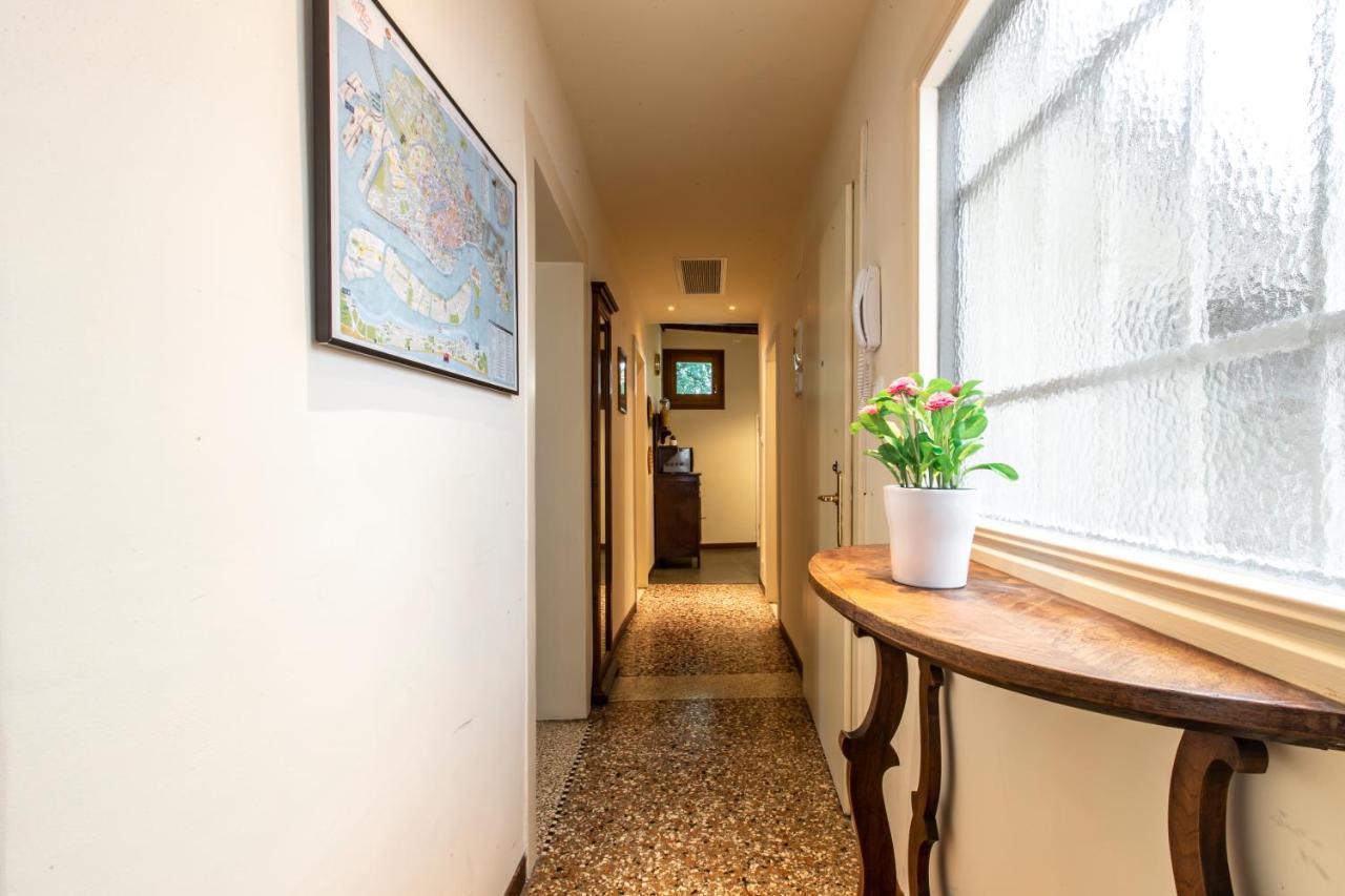 Riva De Biasio Charming Apartment Venise Extérieur photo
